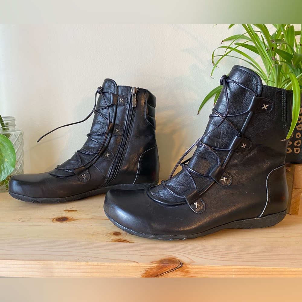 Jafa Black Leather Boots Size 7.5 EU 38